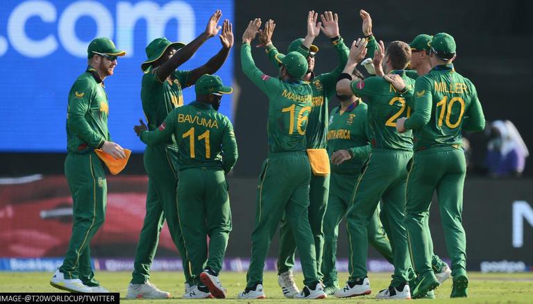 Easy pickings for South Africa, win by 6 wickets in the 14th over ...